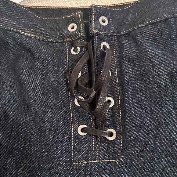 Dark rinse denim shorts - Picture 5 of 5